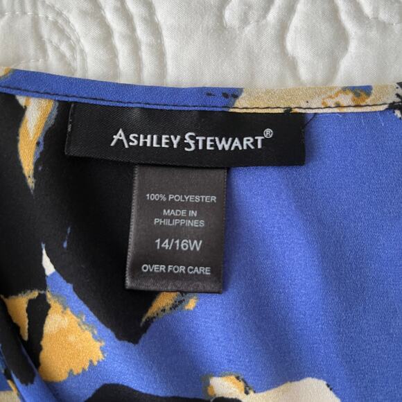 Ashley Stewart Geometric Career Work Wear Blouse Blue Tiered Sleeves 14/16W - Picture 8 of 8